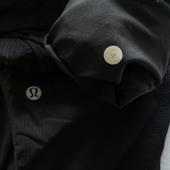 Lululemon Track Pant Joggers (black, size 4) - Picture 2 of 8